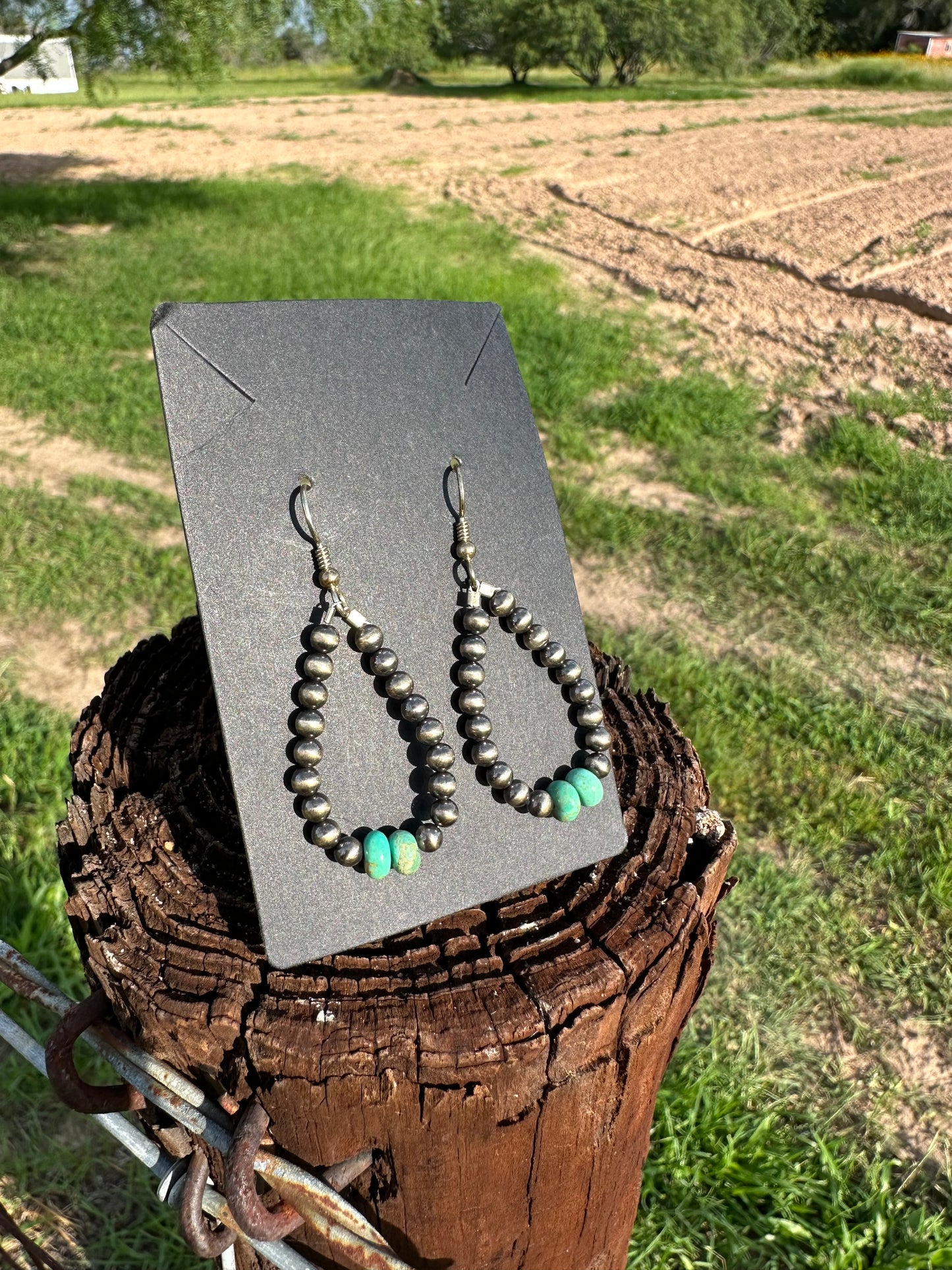 Kingman turquoise with sterling silver beads earrings set