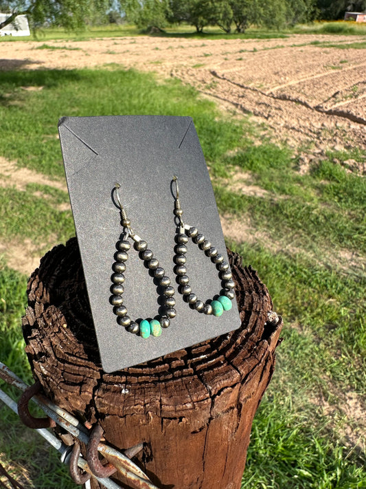 Kingman turquoise with sterling silver beads earrings set