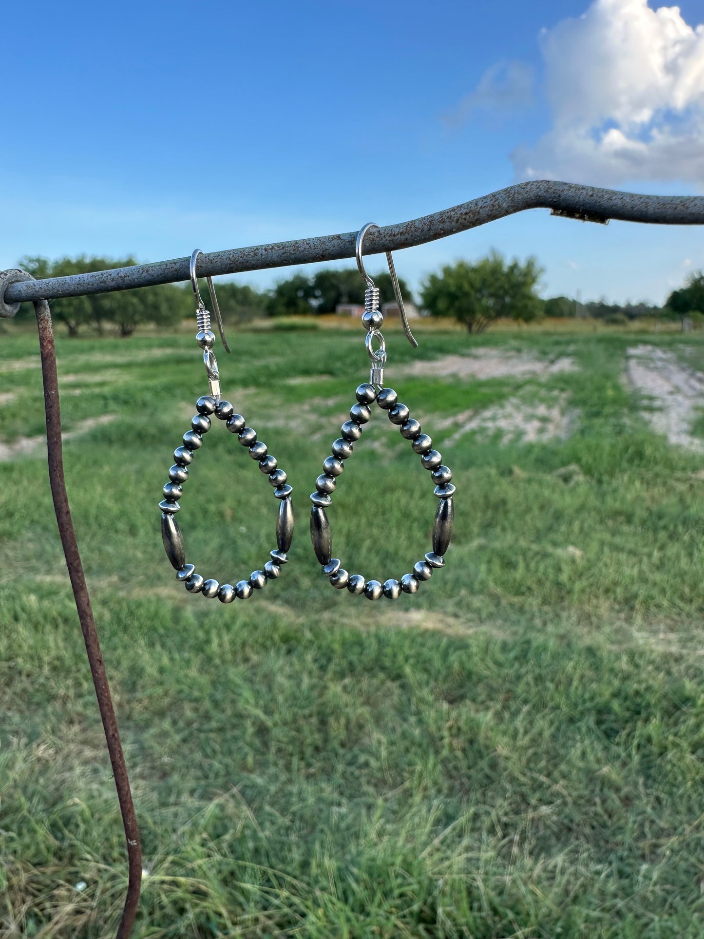 Desert Saucer Pearl Beads with torpedo bead earrings
