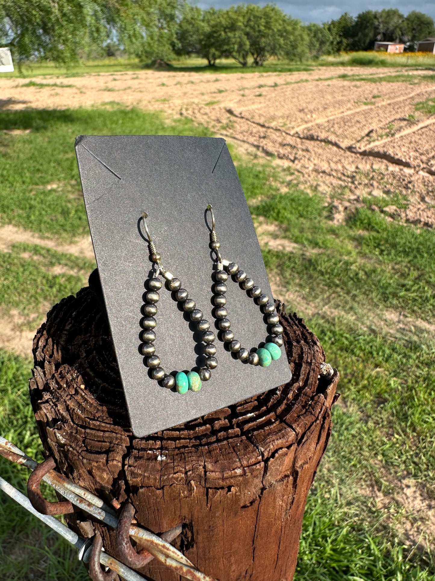 Kingman turquoise with sterling silver beads earrings set